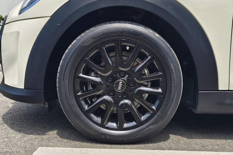 Used MINI 2022 Updated 1.5T ONE Exterior 7