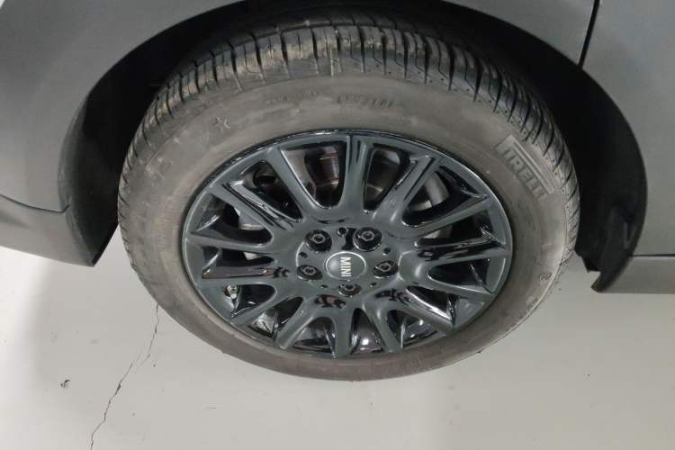 Used MINI 2022 Updated 1.5T ONE Five-Door PLUS Edition Exterior 8