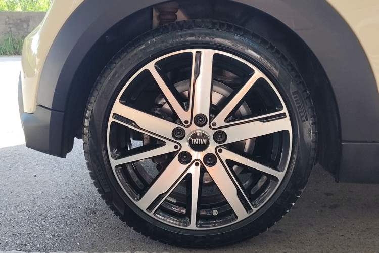 Used MINI 2022 Updated 1.5T COOPER Artist Exterior 8