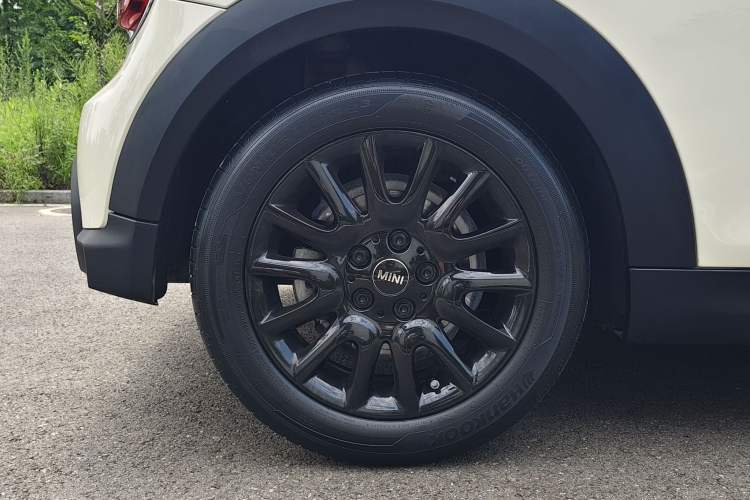Used MINI 2022 Updated 1.5T ONE Exterior 8