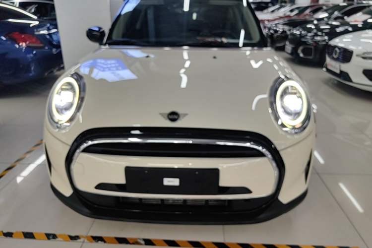 Used MINI 2022 1.5T COOPER Artist Front