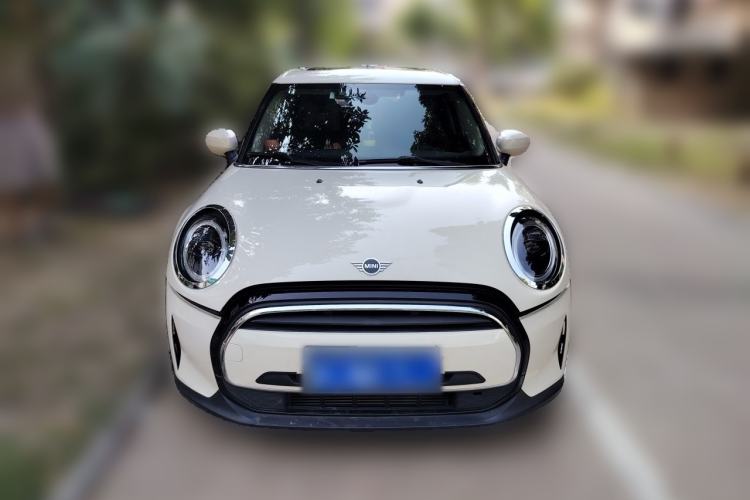 Used MINI 2022 Updated 1.5T ONE Five-Door PLUS Edition Front