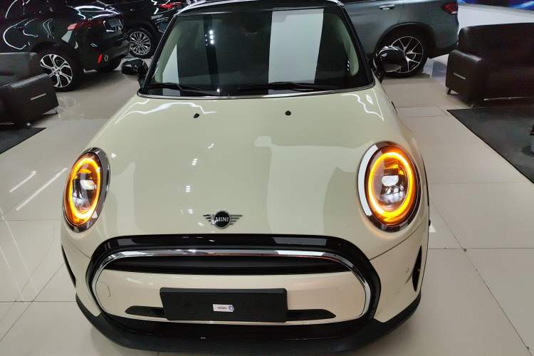 Used MINI 2022 1.5T COOPER Artist Front
