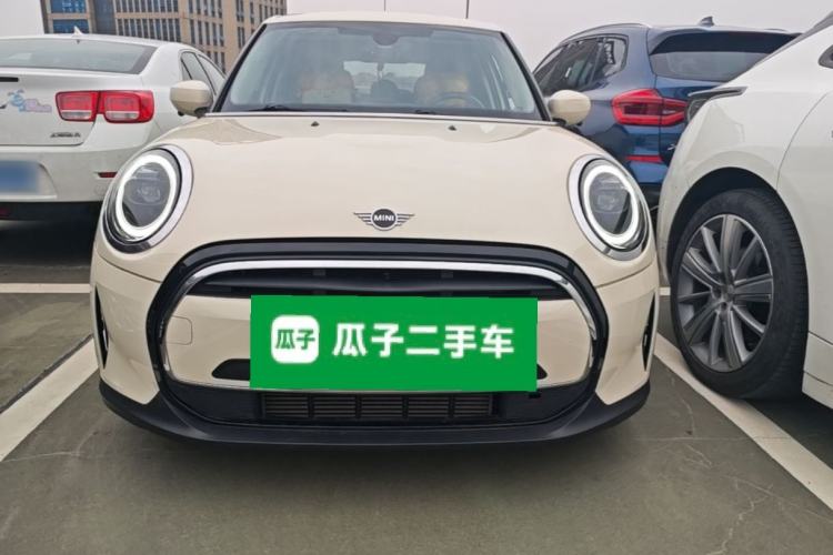 Used MINI 2022 Updated 1.5T ONE Five-Door PLUS Edition Front