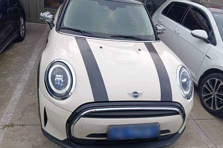 Used MINI 2022 1.5T COOPER Classic Edition Front