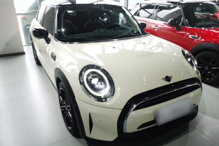 Used MINI 2022 Updated 1.5T COOPER Artist Five-Door Edition Front Right 45 Deg