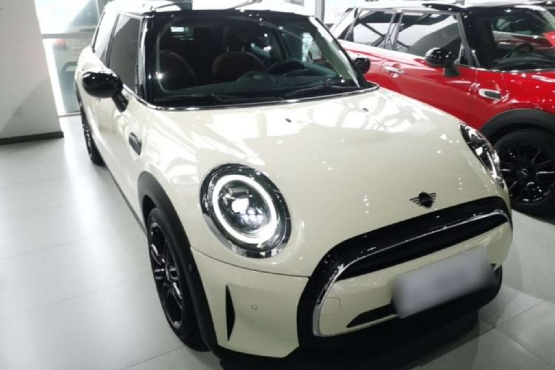 Used MINI 2022 Updated 1.5T COOPER Artist Five-Door Edition Front Right 45 Deg
