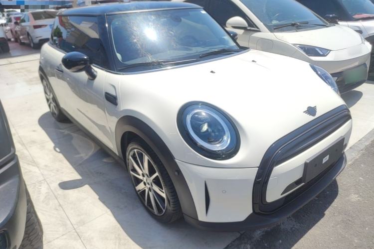 Used MINI 2022 Updated 1.5T COOPER Artist Front Right 45 Deg
