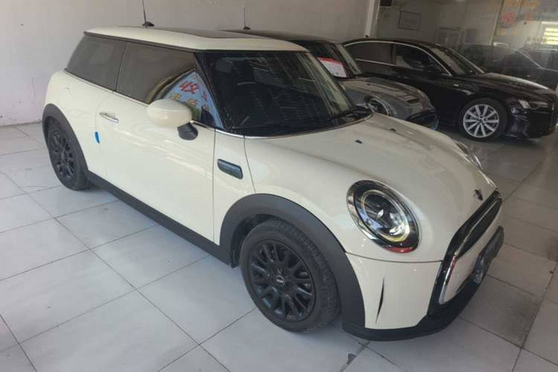 Used MINI 2022 Updated 1.5T ONE Front Right 45 Deg