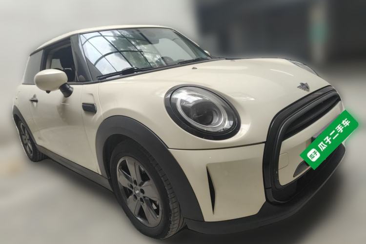 Used MINI 2022 Updated 1.5T ONE Front Right 45 Deg