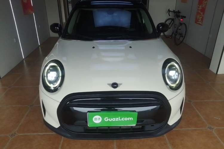 Used MINI 2022 1.5T COOPER Classic Edition Five-Door Version Front