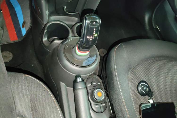 Used MINI 2022 Updated 1.5T ONE Gear Lever