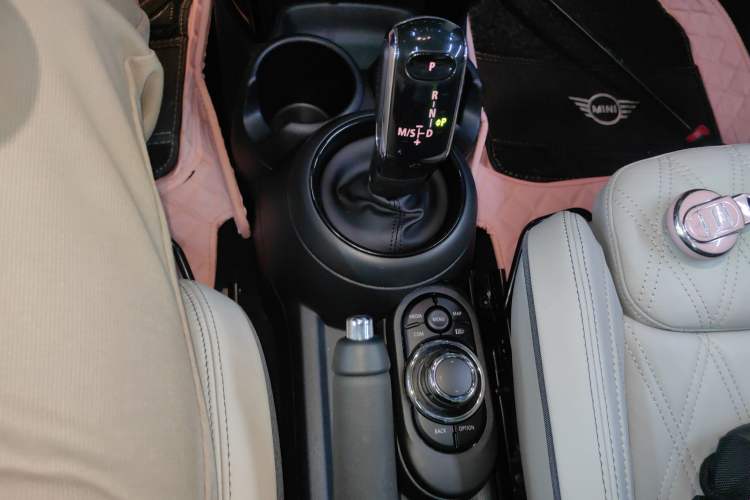 Used MINI 2022 Updated 1.5T COOPER Artist Gear Lever
