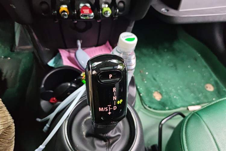 Used MINI 2022 1.5T ONE Gear Lever