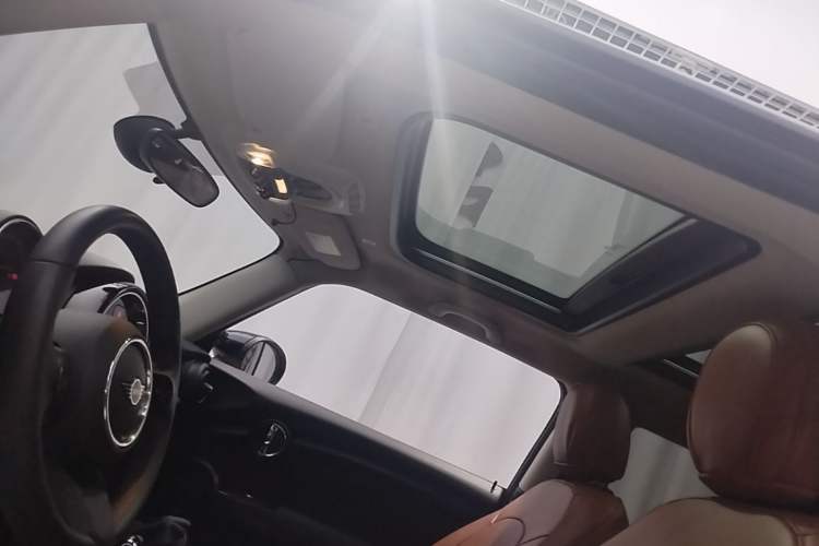 Used MINI 2022 1.5T ONE Headliner
