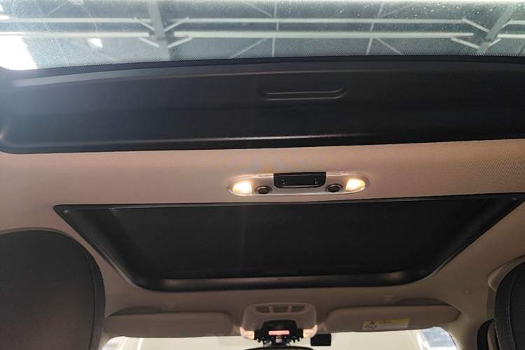 Used MINI 2022 Updated 1.5T COOPER Classic Edition Five-Door Version Headliner