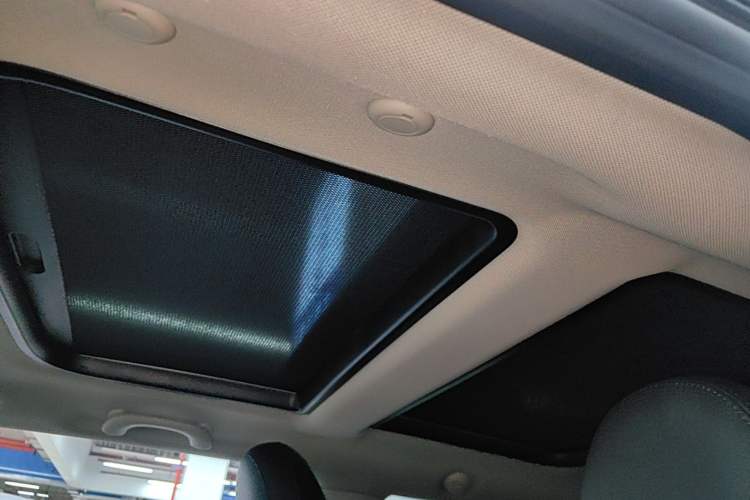 Used MINI 2022 1.5T COOPER Artist Headliner