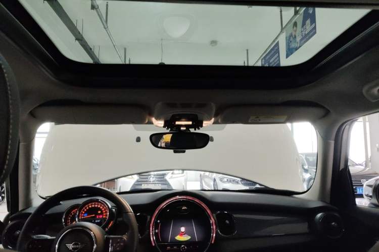 Used MINI 2022 Updated 1.5T ONE Five-Door PLUS Edition Headliner
