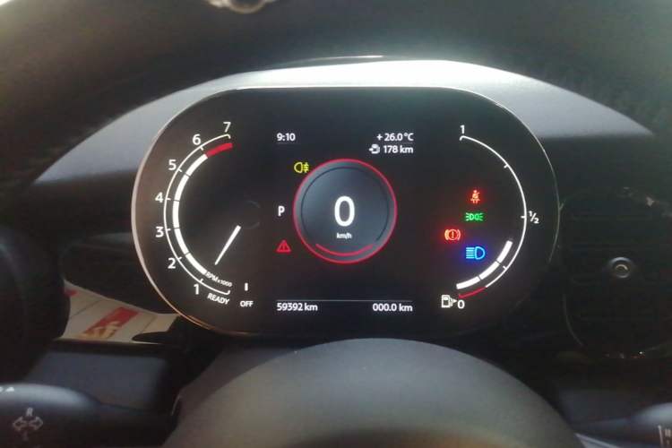 Used MINI 2022 1.5T COOPER Classic Edition Five-Door Version Instrument Cluster