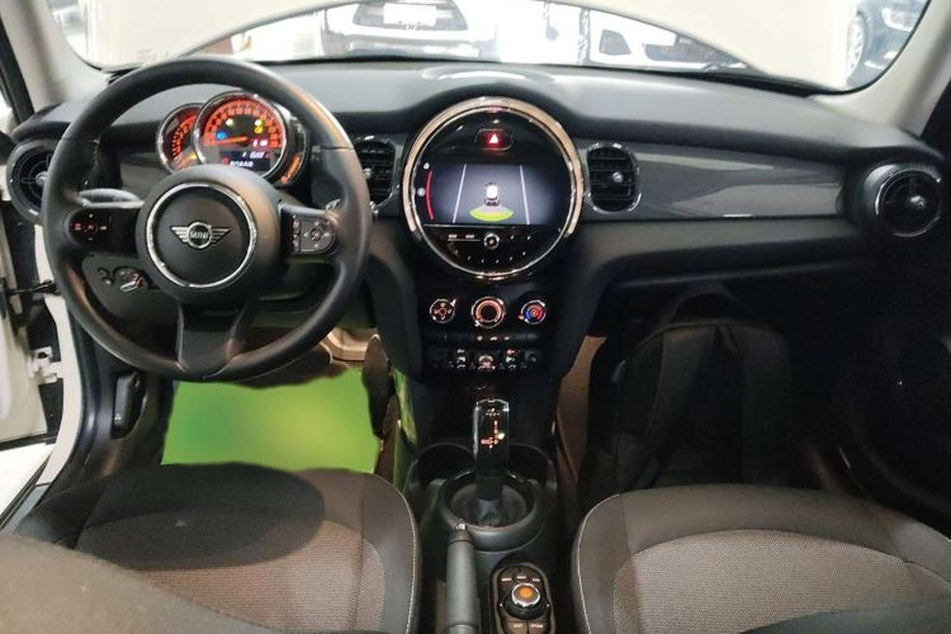 Used MINI 2022 Updated 1.5T ONE Five-Door PLUS Edition Interior 2