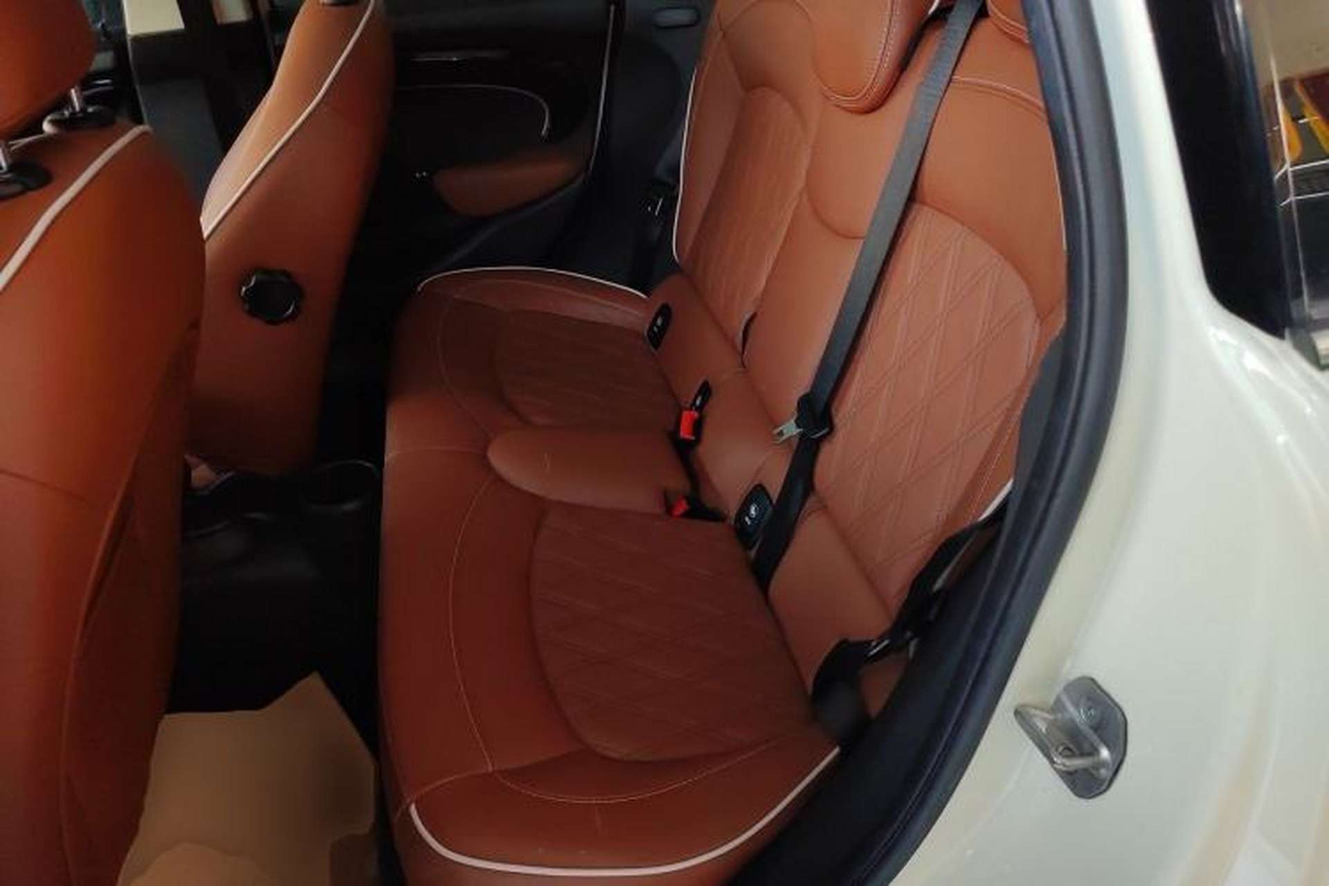 Used MINI 2022 Updated 1.5T COOPER Artist Five-Door Edition Interior 4