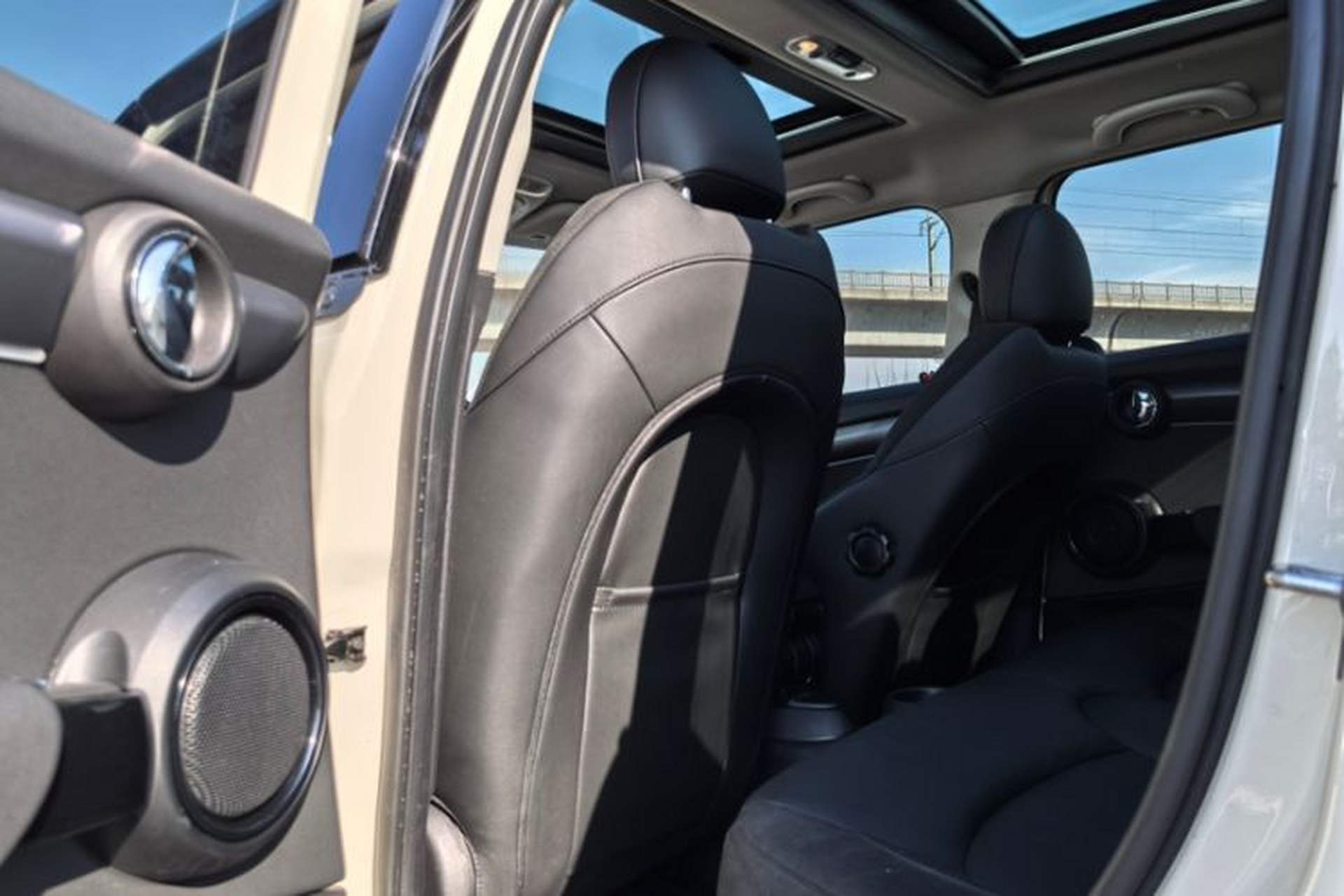 Used MINI 2022 Updated 1.5T COOPER Artist Five-Door Edition Interior 5