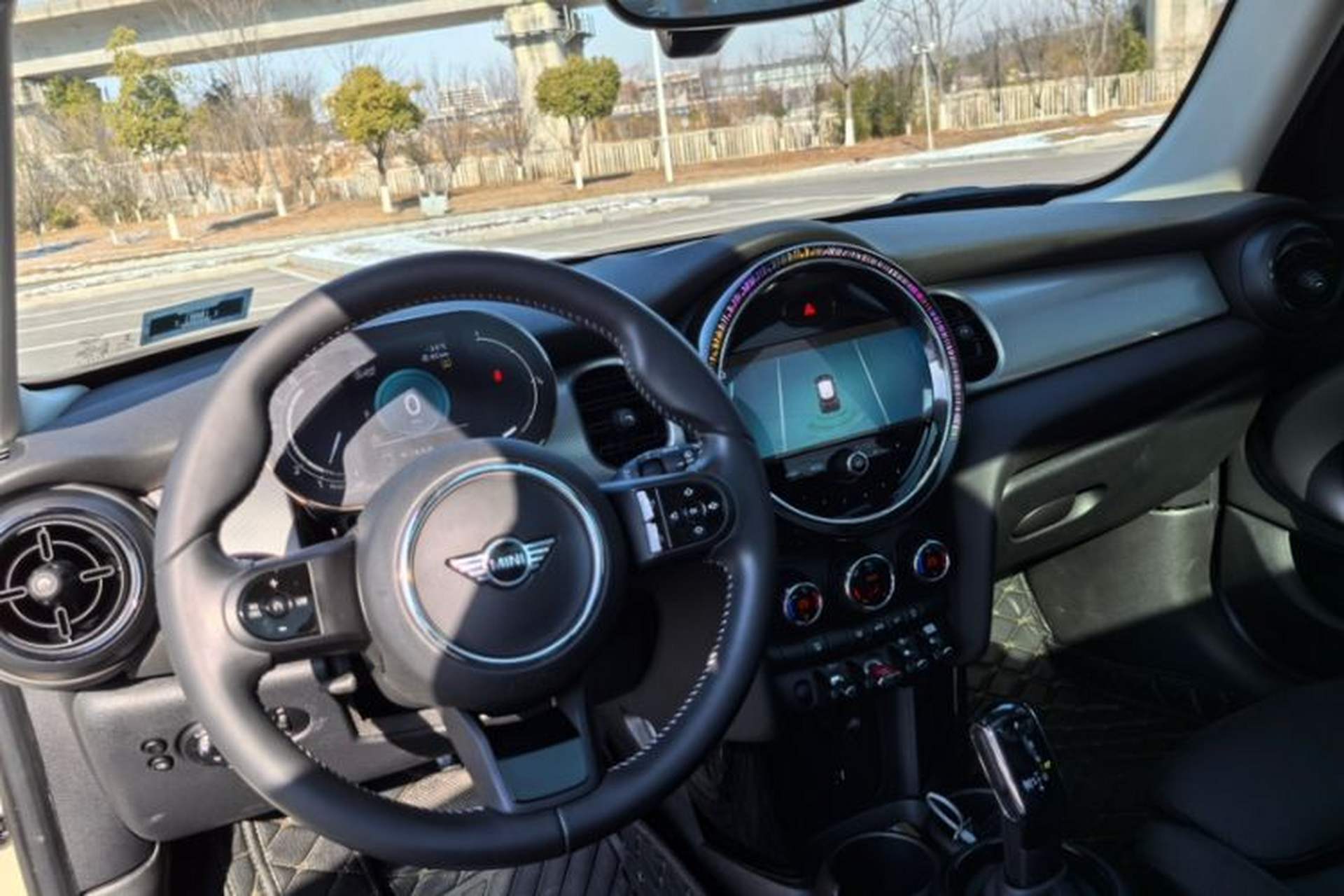 Used MINI 2022 Updated 1.5T COOPER Artist Five-Door Edition Interior 6