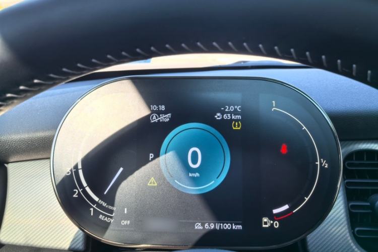 Used MINI 2022 Updated 1.5T COOPER Artist Five-Door Edition Interior 7