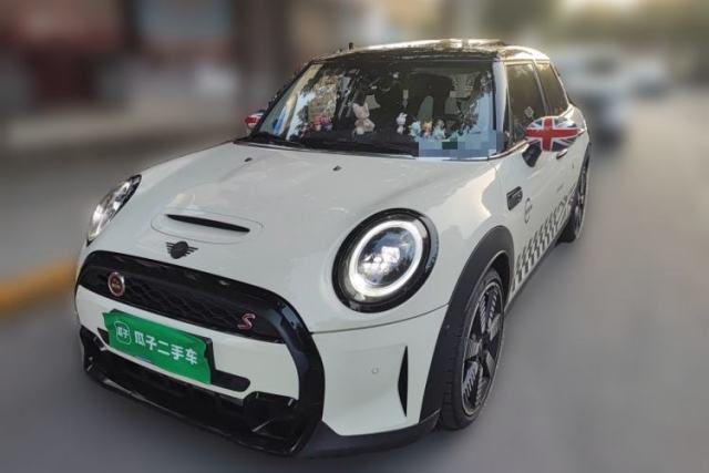 Used MINI 2022 Updated 2.0T COOPER S Classic Edition Five-Door Version