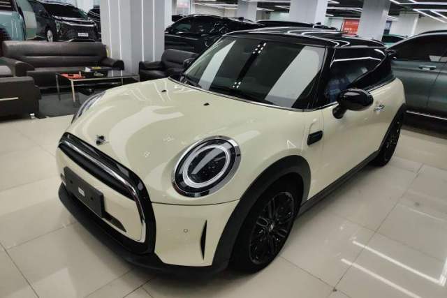 Used MINI 2022 1.5T COOPER Artist