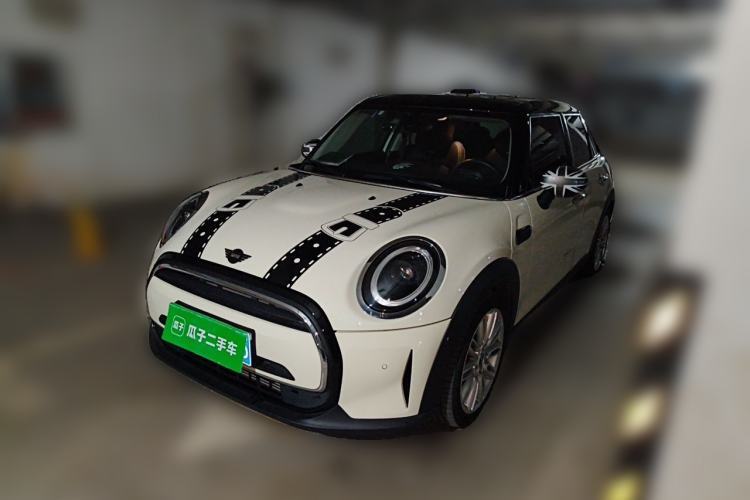 Used MINI 2022 1.5T COOPER Classic Edition Five-Door Version Guazi used car, China used car export, Used car for sale, Used  cars, Cheapest cars for sale