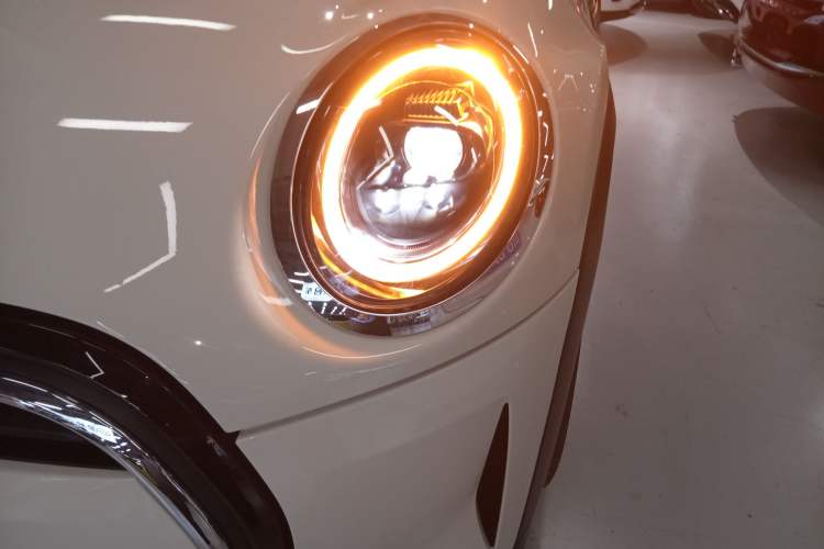 Used MINI 2022 1.5T ONE Left Front Headlight