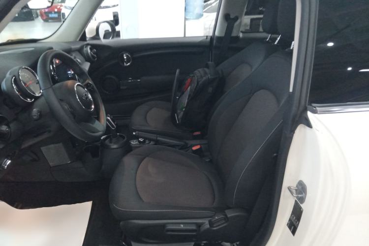Used MINI 2022 1.5T ONE Left Front Seat