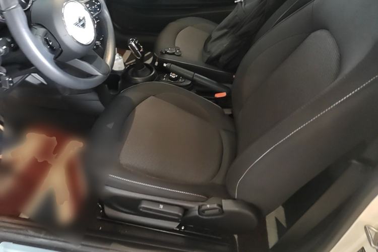 Used MINI 2022 1.5T ONE Left Front Seat
