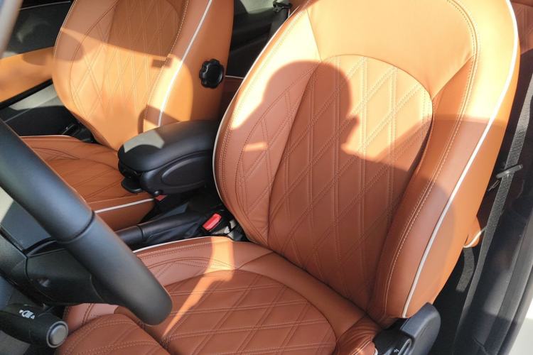 Used MINI 2022 Updated 1.5T COOPER Artist Left Front Seat
