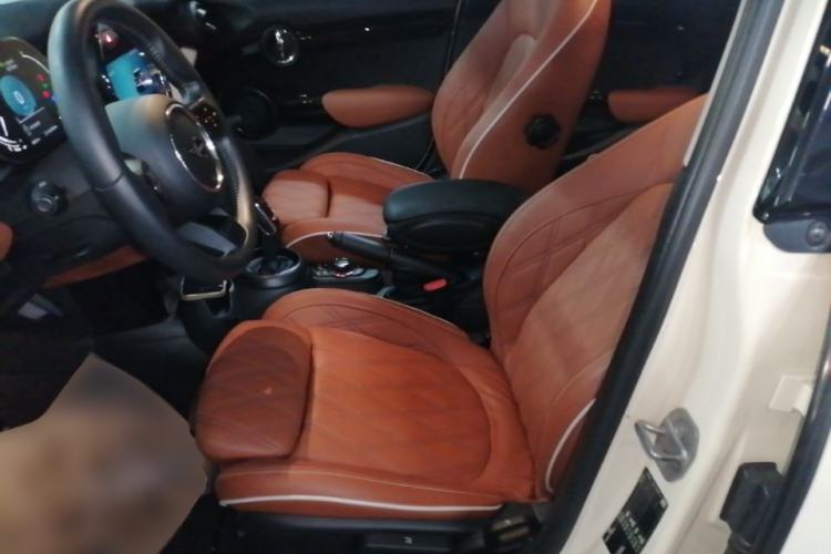 Used MINI 2022 1.5T COOPER Artist Five-Door Edition Left Front Seat