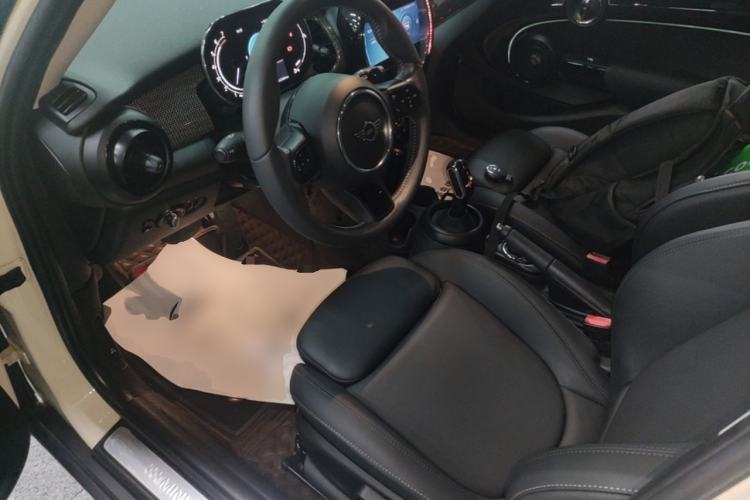 Used MINI 2022 2.0T COOPER S Classic Edition Five-Door Version Left Front Seat