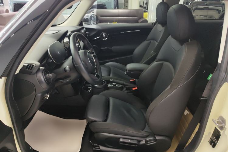 Used MINI 2022 1.5T COOPER Artist Left Front Seat
