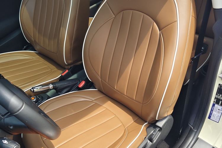 Used MINI 2022 Updated 1.5T ONE Left Front Seat