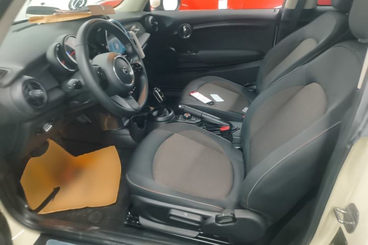Used MINI 2022 1.5T ONE Left Front Seat