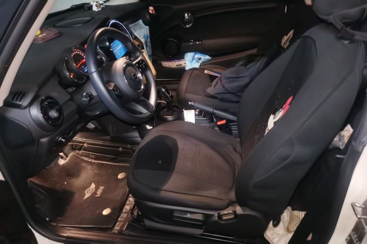 Used MINI 2022 1.5T ONE Left Front Seat