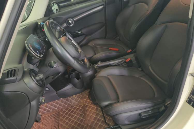 Used MINI 2022 1.5T COOPER Classic Edition Five-Door Version Left Front Seat