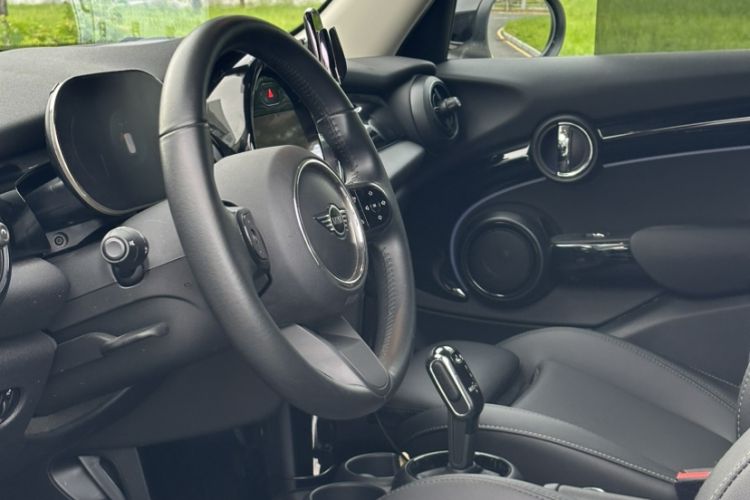 Used MINI 2022 1.5T COOPER Classic Edition Five-Door Version Left Front Seat