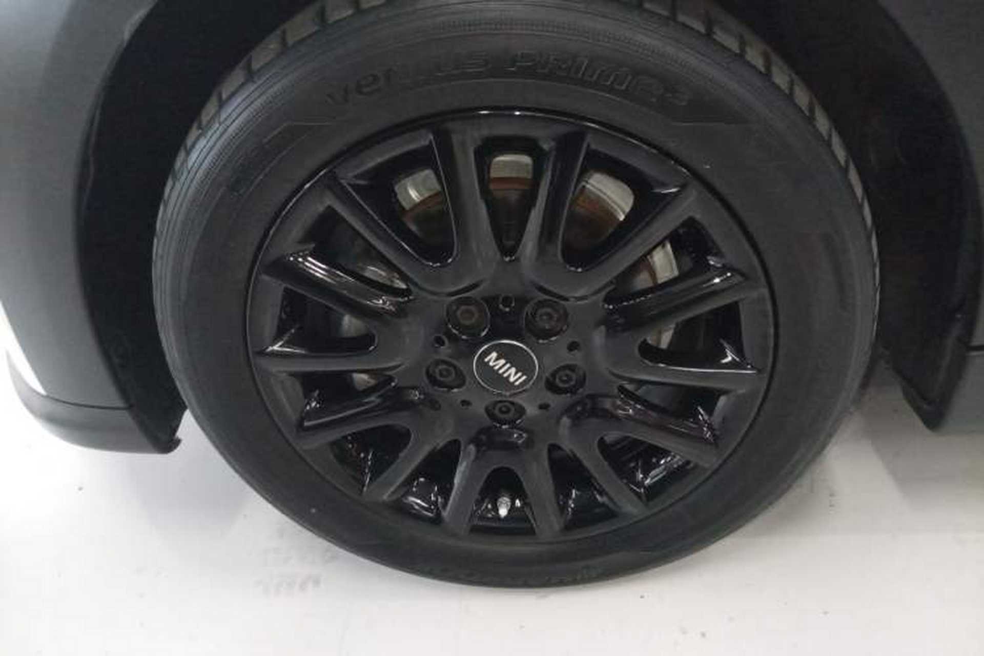 Used MINI 2022 1.5T ONE Left Front Wheel Hub