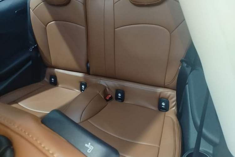 Used MINI 2022 1.5T ONE Left Rear Seat