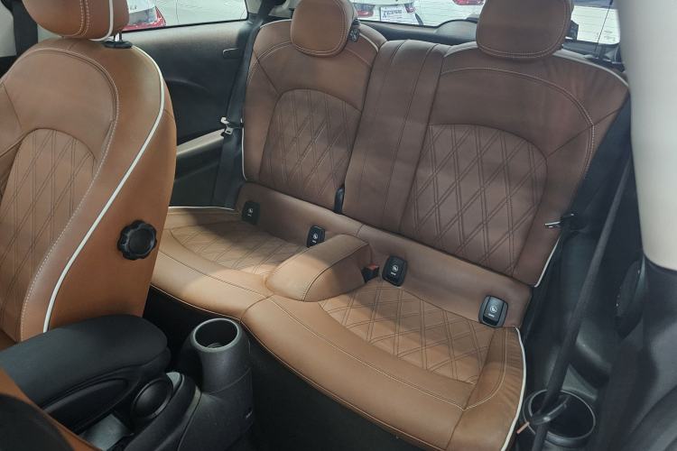 Used MINI 2022 Updated 1.5T COOPER Artist Left Rear Seat