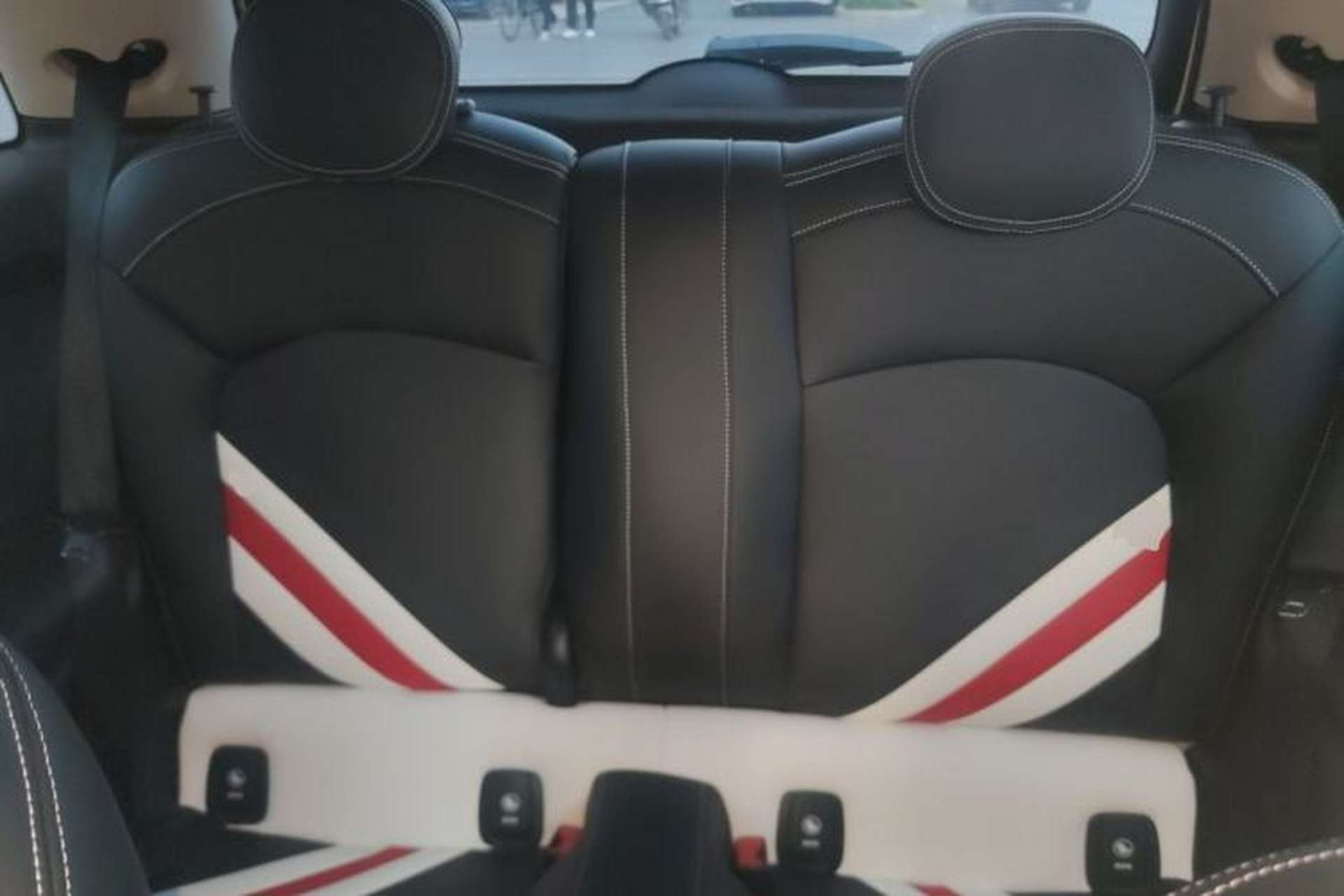Used MINI 2022 1.5T ONE Left Rear Seat