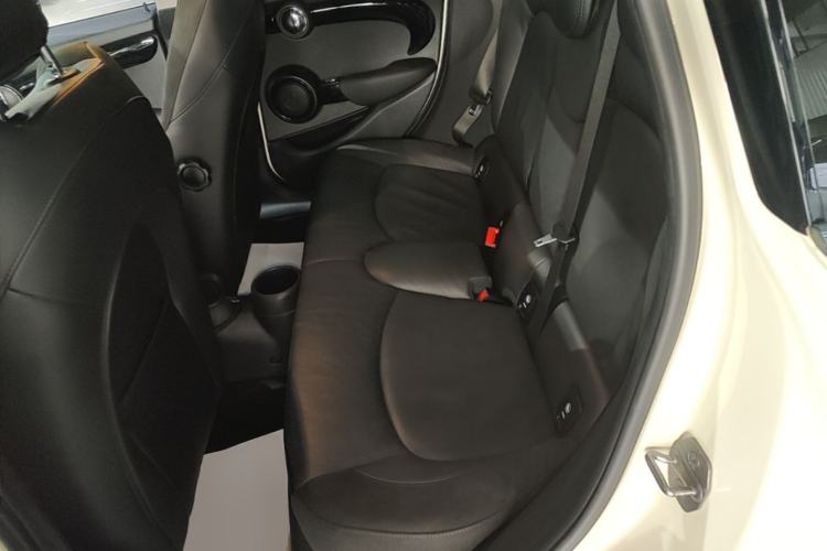 Used MINI 2022 1.5T COOPER Artist Five-Door Edition Left Rear Seat