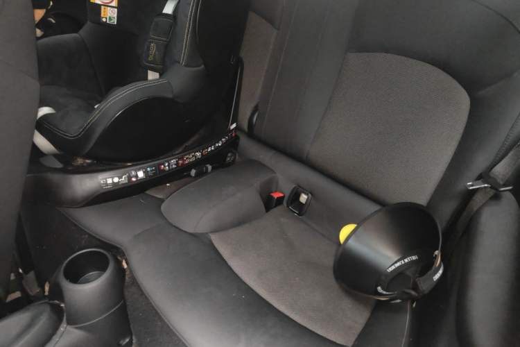 Used MINI 2022 Updated 1.5T ONE Left Rear Seat