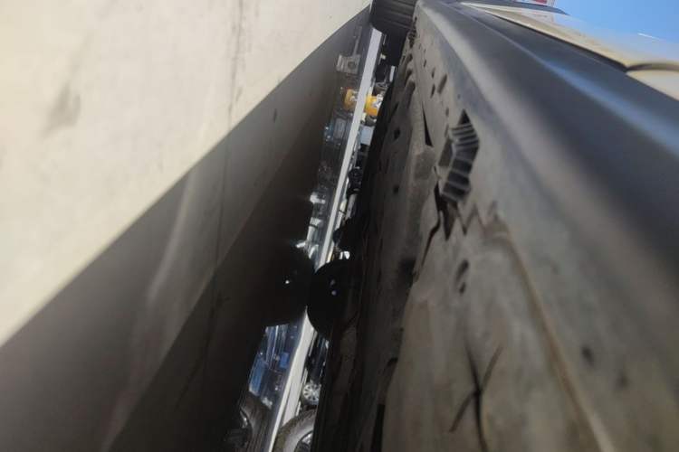 Used MINI 2022 Updated 1.5T COOPER Artist Left Side Sill